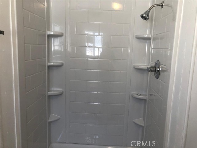 Detail Gallery Image 6 of 21 For 12550 E Carson St #120,  Hawaiian Gardens,  CA 90716 - 2 Beds | 1/1 Baths