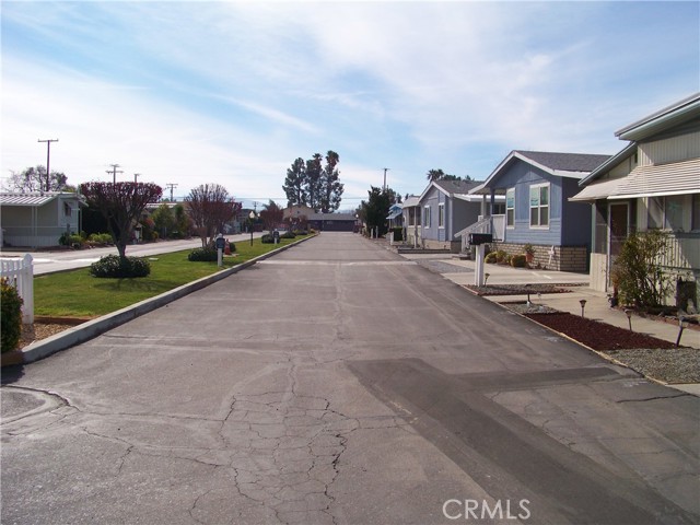 655 Main, San Jacinto CA: https://media.crmls.org/medias/2e0e1275-a33a-4b10-b849-c1475874200f.jpg
