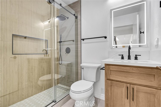 Detail Gallery Image 15 of 52 For 6 Mandrake Way, Irvine,  CA 92612 - 5 Beds | 3 Baths