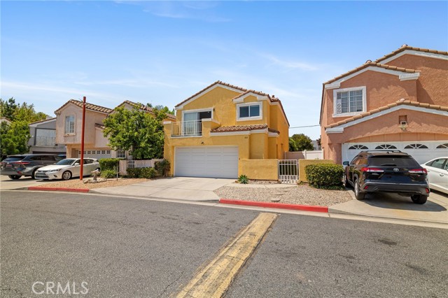 14300 Terra Bella Street, Panorama City CA: https://media.crmls.org/medias/2e0ea85c-2645-4d80-a3c9-312a94fae212.jpg
