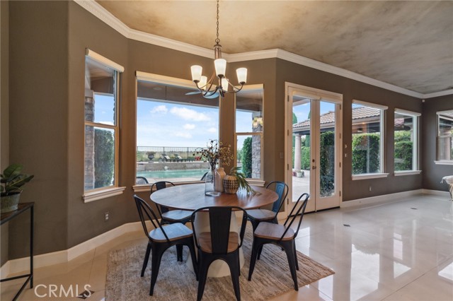 Detail Gallery Image 42 of 61 For 4918 W Bluff, Fresno,  CA 93722 - 5 Beds | 3/1 Baths