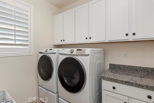 12640 Jaden Court, Grand Terrace CA: https://media.crmls.org/medias/2e0ed35d-7c68-4b3a-99f0-092c8389a054.jpg