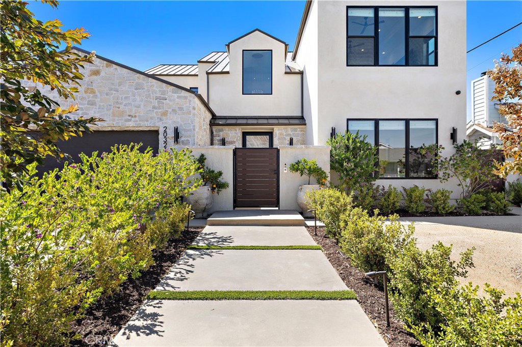 MLS #OC26134961 image #2