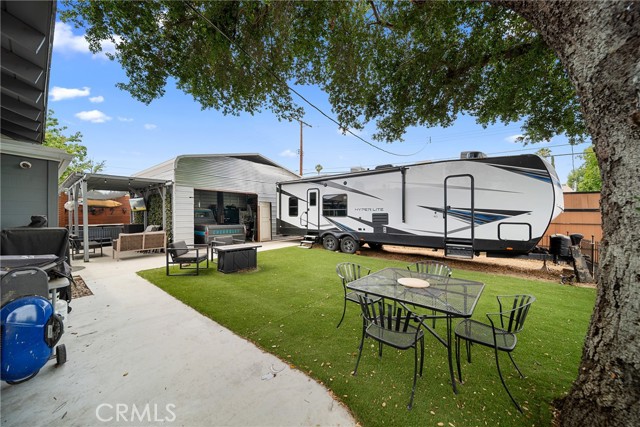 22353 Roscoe Boulevard, West Hills CA: https://media.crmls.org/medias/2e0f568b-a2f1-4211-bcf4-1aa5586c557e.jpg