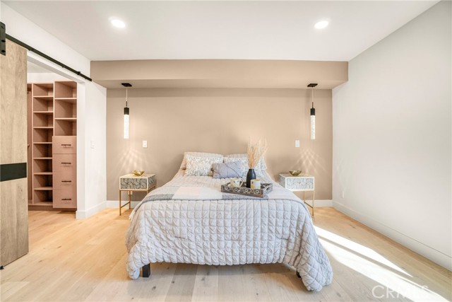 12938 Valleyheart Drive, Studio City CA: https://media.crmls.org/medias/2e10f50f-9266-4497-a712-dade50119962.jpg