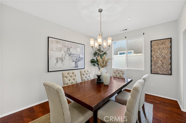 Detail Gallery Image 5 of 52 For 4154 Alderwood Pl, Lake Elsinore,  CA 92530 - 5 Beds | 3 Baths