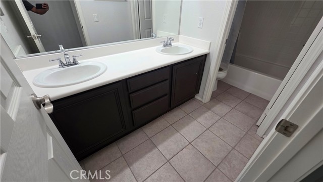 26246 Reade Place, Stevenson Ranch CA: https://media.crmls.org/medias/2e1319f6-1dd4-4f01-8772-5e35ee0d7149.jpg