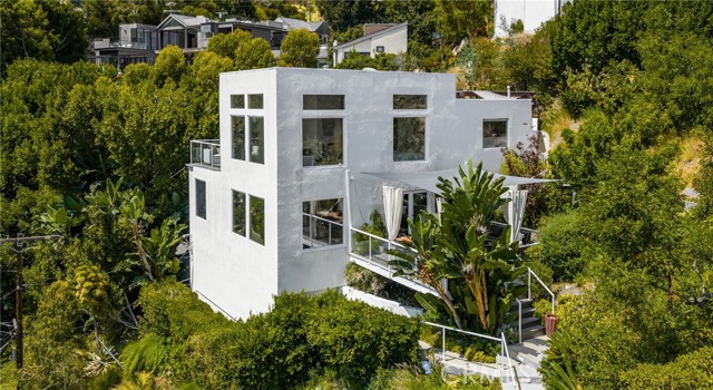 Detail Gallery Image 55 of 57 For 1690 N Crescent Heights Bld, Los Angeles,  CA 90069 - 3 Beds | 4 Baths