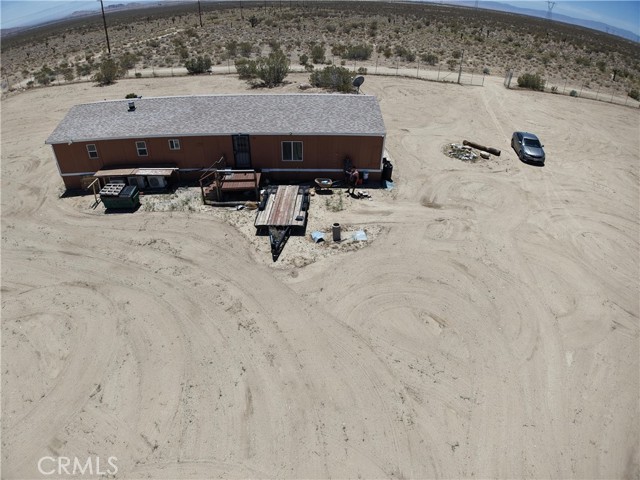 Detail Gallery Image 6 of 7 For 10041 Trotter Ave, Rosamond,  CA 93560 - 5 Beds | 2 Baths