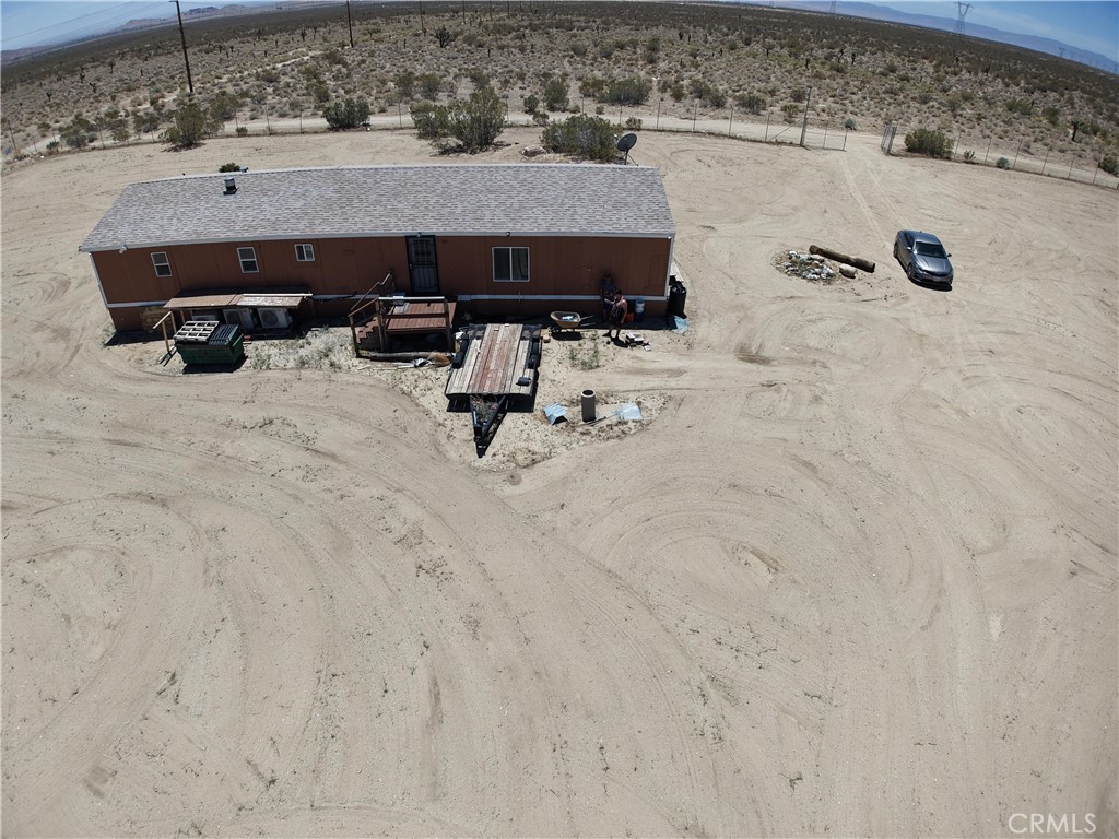 https://media.crmls.org/medias/2e13bc02-8848-402d-a30b-a22795d10f03.jpg?preset=X-Large