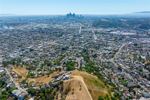 2830 Prewett Street, Los Angeles CA: https://media.crmls.org/medias/2e156b07-8853-4c04-aa00-61c233319f7f.jpg