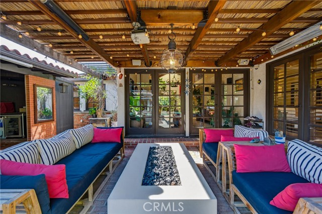 Detail Gallery Image 48 of 75 For 5526 Fulton, Sherman Oaks,  CA 91401 - 3 Beds | 3 Baths