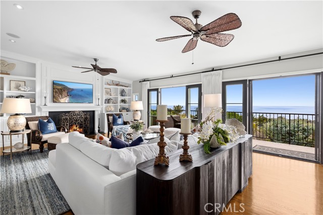 844 Temple Hills Drive, Laguna Beach CA: https://media.crmls.org/medias/2e16a327-0b4b-4139-b125-0465e8be15fb.jpg