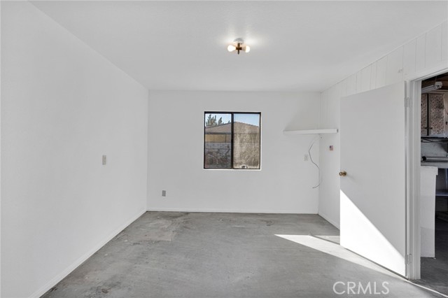 Detail Gallery Image 32 of 58 For 13027 Quapaw, Apple Valley,  CA 92308 - 4 Beds | 3/1 Baths