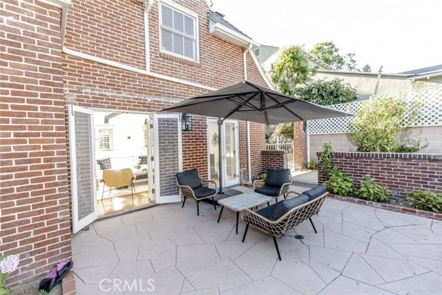 1640 Ard Eevin Avenue, Glendale CA: https://media.crmls.org/medias/2e17c7d7-75f2-4b92-8090-93a9381d0d28.jpg