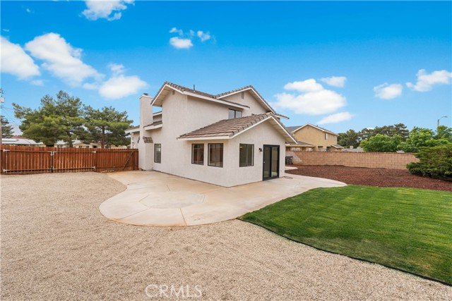 42346 W 47th W Street, Lancaster CA: https://media.crmls.org/medias/2e17cfdc-1712-4cbc-8263-28c39050f809.jpg