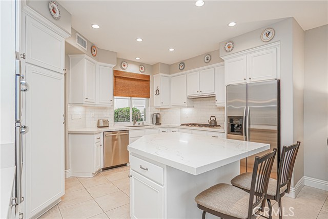 Detail Gallery Image 12 of 46 For 12095 Morrow Dr, Tustin,  CA 92782 - 3 Beds | 2/1 Baths