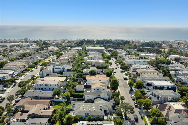 Detail Gallery Image 74 of 75 For 676 18th St, Manhattan Beach,  CA 90266 - 6 Beds | 6/2 Baths