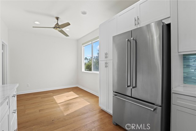 Detail Gallery Image 12 of 30 For 5762 Acacia, Lakewood,  CA 90712 - 3 Beds | 4 Baths