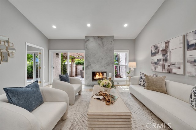 10 Lassen, Irvine CA: https://media.crmls.org/medias/2e1a56e1-2bb0-445c-bff8-984b82bc542c.jpg