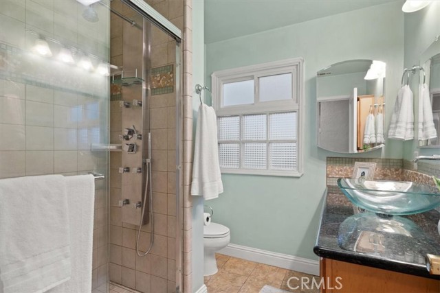 Detail Gallery Image 5 of 27 For 381 E 5th Ave, Chico,  CA 95926 - 2 Beds | 1 Baths