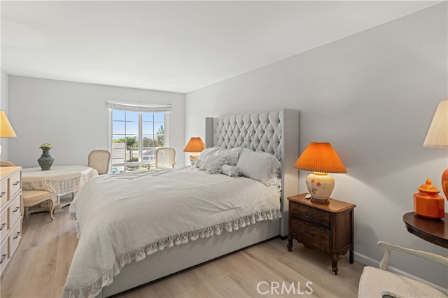 Detail Gallery Image 11 of 27 For 101 Scholz #120,  Newport Beach,  CA 92663 - 2 Beds | 2 Baths