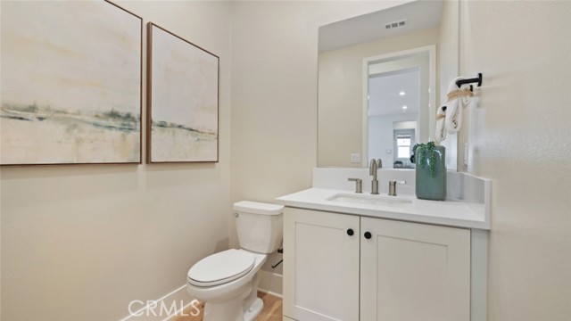 Image 33 of 37 For 21407 Zaca Court