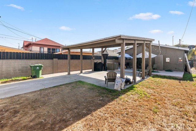 1417 W Gage Avenue, Los Angeles CA: https://media.crmls.org/medias/2e1d1aae-7780-4fbd-a9e7-327a23e2d491.jpg