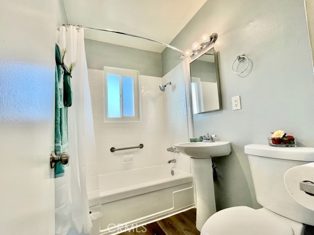 Detail Gallery Image 12 of 29 For 686 E Cottonwood Rd #E,  Palm Springs,  CA 92262 - 3 Beds | 2 Baths