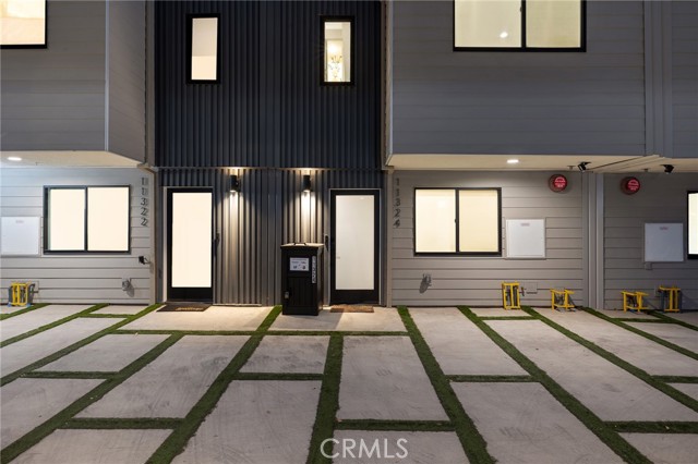 Detail Gallery Image 36 of 45 For 11324 W Raitt Ln, North Hollywood,  CA 91606 - 3 Beds | 4 Baths