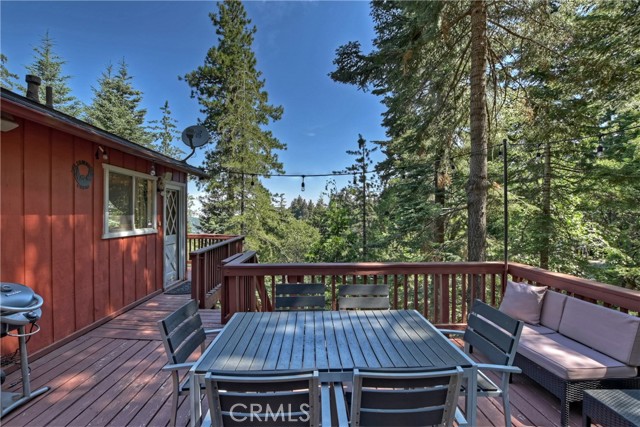 Detail Gallery Image 29 of 31 For 28393 Larchmont Ln, Lake Arrowhead,  CA 92352 - 2 Beds | 2 Baths