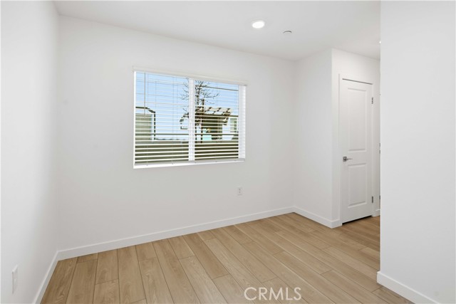 Detail Gallery Image 6 of 29 For 9329 via Azul, Pico Rivera,  CA 90660 - 3 Beds | 3 Baths