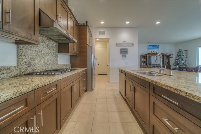 Detail Gallery Image 18 of 34 For 26706 Nephrite Cir, Menifee,  CA 92584 - 2 Beds | 2 Baths