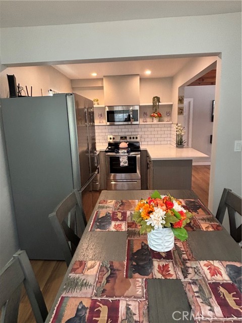 445 E Meadow Lane, Big Bear City CA: https://media.crmls.org/medias/2e20bdc4-f15a-469e-b472-948e1ea38db0.jpg