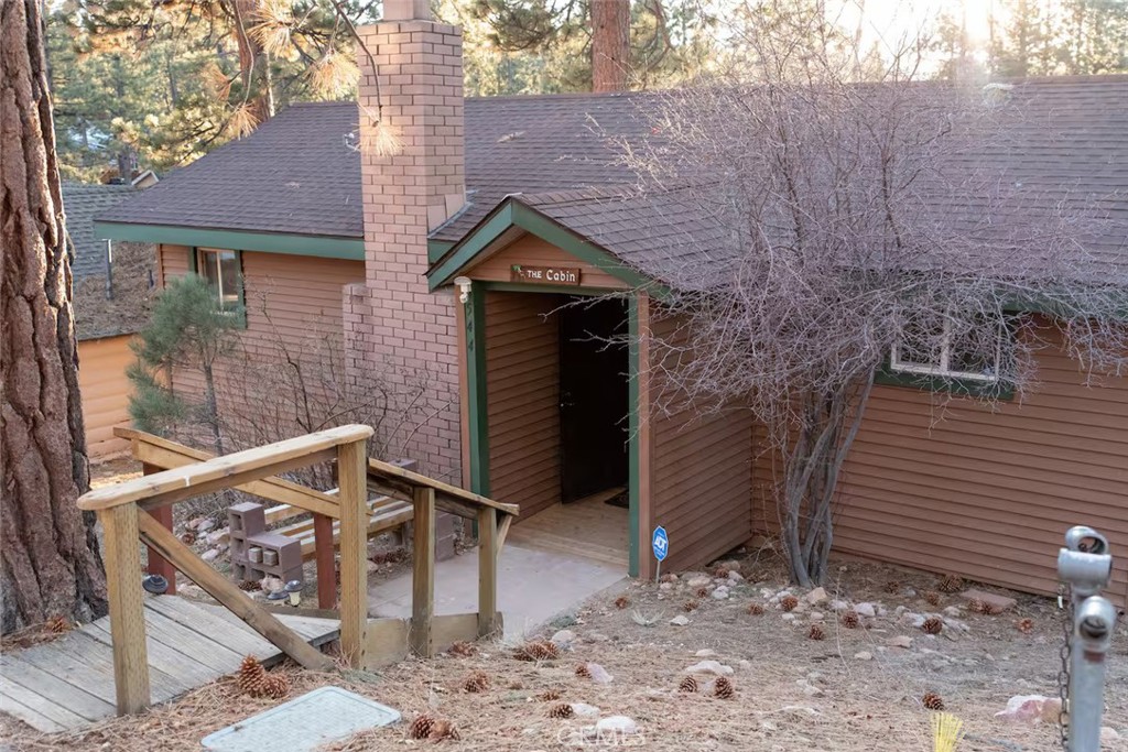 544 Vista Lane
