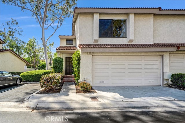 Detail Gallery Image 3 of 48 For 913 Whitewater, Fullerton,  CA 92833 - 2 Beds | 2/1 Baths