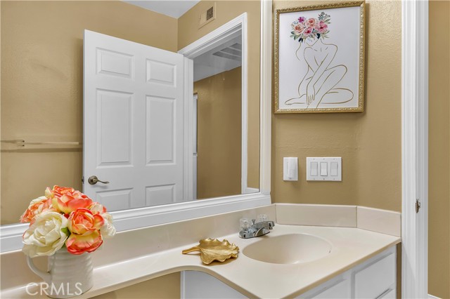 Detail Gallery Image 13 of 33 For 248 California Ct, Mission Viejo,  CA 92692 - 2 Beds | 2 Baths