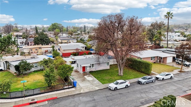 9127 Bluford Avenue, Whittier, California 90602, 2 Bedrooms Bedrooms, ,2 BathroomsBathrooms,Single Family Residence,For Sale,Bluford,DW25033493