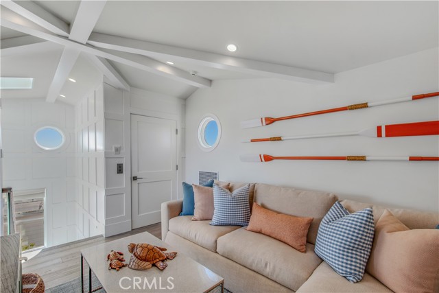 Detail Gallery Image 41 of 55 For 317 E Bay Front, Newport Beach,  CA 92662 - 3 Beds | 3/1 Baths