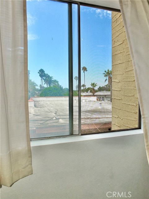 Detail Gallery Image 54 of 74 For 2805 E 3rd Street #10 #10,  Long Beach,  CA 90814 - 2 Beds | 2 Baths