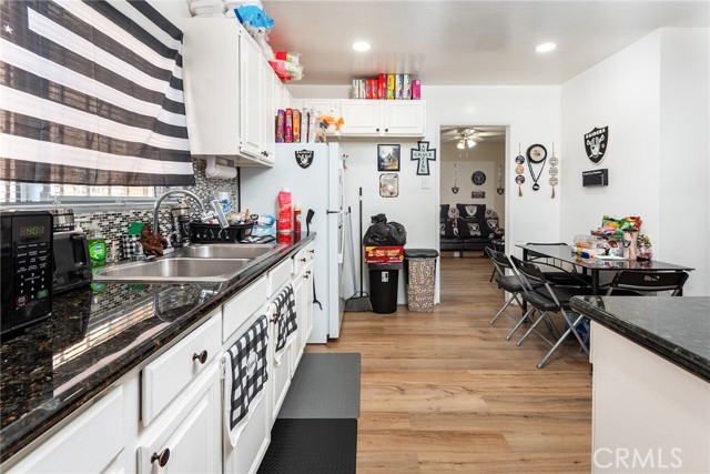 Detail Gallery Image 22 of 31 For 1657 W 67th St #2,  Los Angeles,  CA 90047 - 4 Beds | 2 Baths