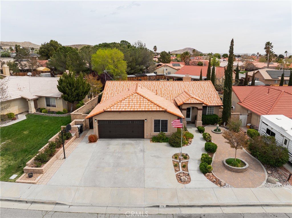 3708 Wyandotte Lane