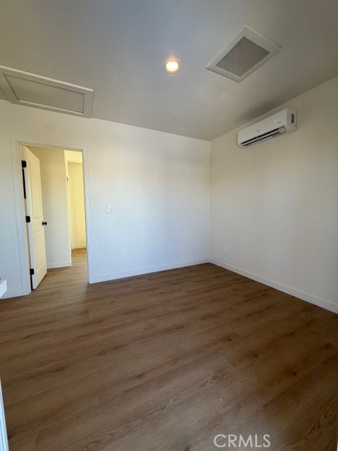 Detail Gallery Image 14 of 21 For 1327 W 89th St a,  Los Angeles,  CA 90044 - 1 Beds | 1 Baths