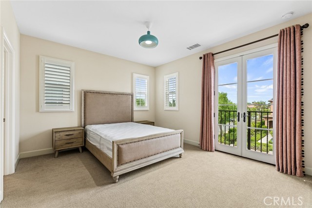126 Baja, Irvine CA: https://media.crmls.org/medias/2e26aa49-185e-40bd-a420-f1da05cfe877.jpg