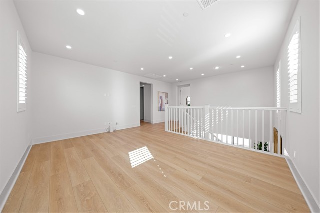 Detail Gallery Image 23 of 46 For 112 Oakstone, Irvine,  CA 92618 - 4 Beds | 3 Baths