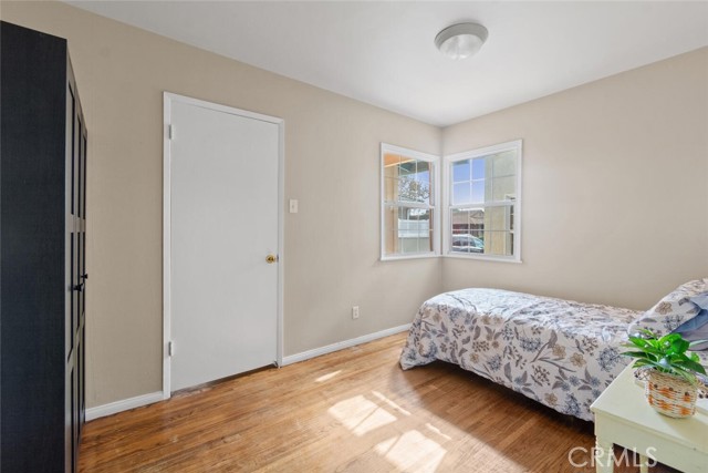 Image 9 of 16 For 5033 Lee Street