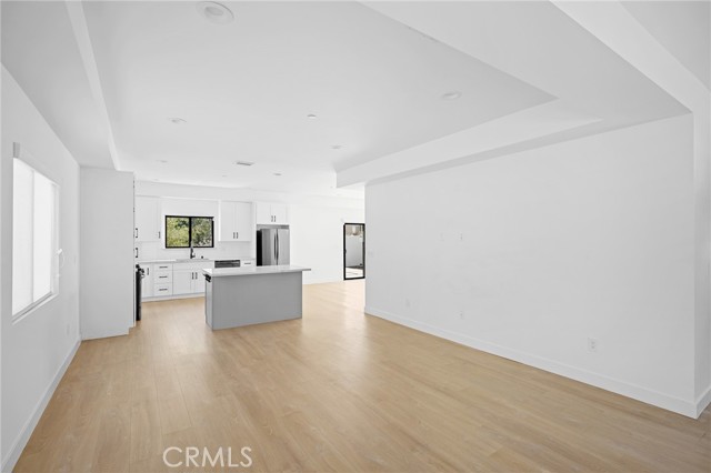 5826 Craner Avenue, North Hollywood CA: https://media.crmls.org/medias/2e27bb74-fd4d-4210-b66c-ff724f8a24cf.jpg