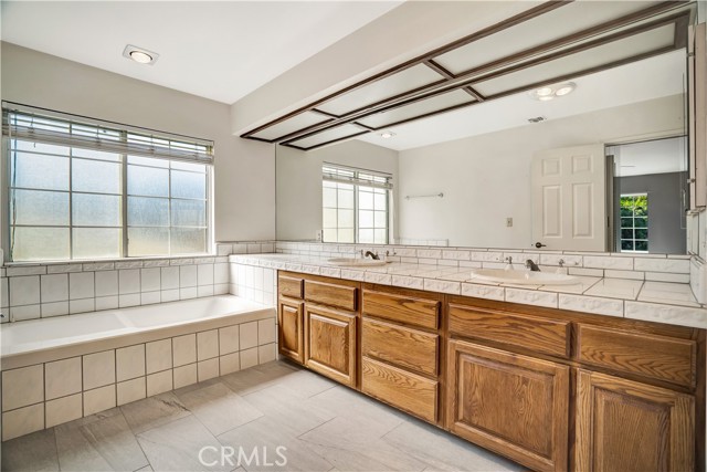 Detail Gallery Image 27 of 47 For 6716 Faust, West Hills,  CA 91307 - 5 Beds | 3 Baths