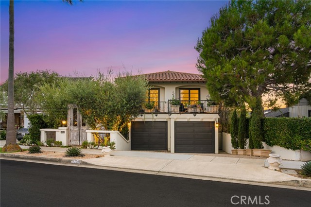 Detail Gallery Image 56 of 66 For 2301 Pacific Dr, Corona Del Mar,  CA 92625 - 4 Beds | 3/1 Baths