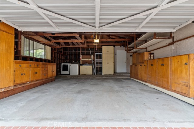 12319 Aneta Street, Culver City CA: https://media.crmls.org/medias/2e28f81d-c11c-4220-8b7c-9e1916d6502d.jpg